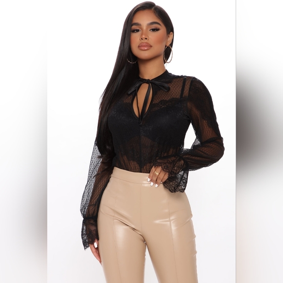 Fashion Nova Tops - Fashion Nova Here to Handle Business lace bodysuit Size M NEW